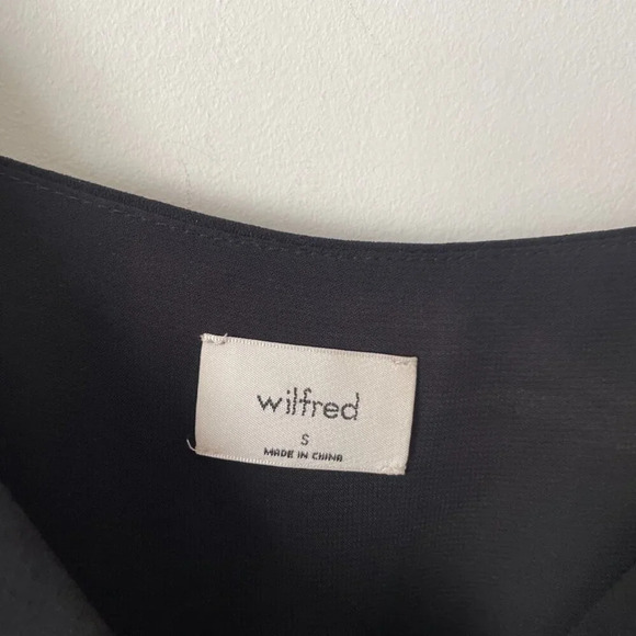 Aritzia Wilfred Melodie Wide Leg V Neck Jumpsuit Black Size Small - Picture 7 of 8